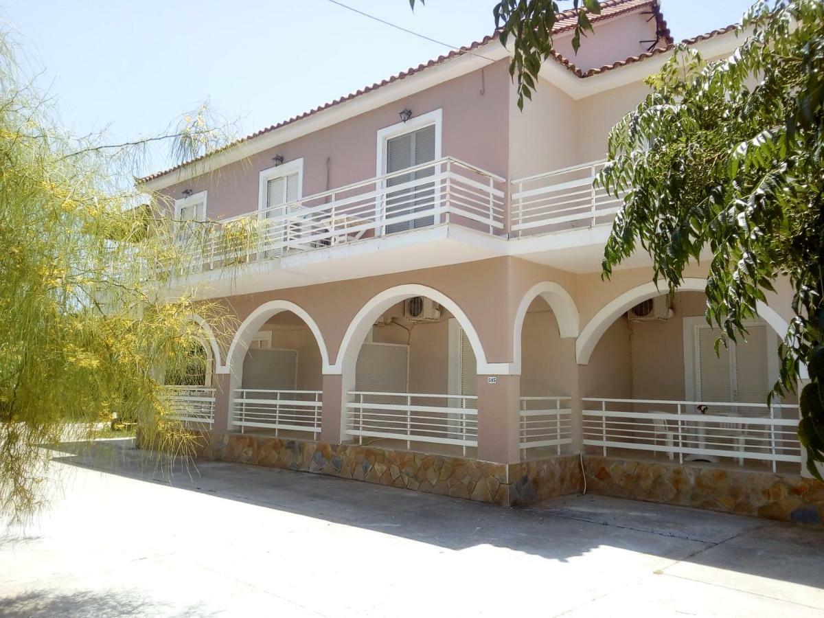 Angela Apartment Laganas